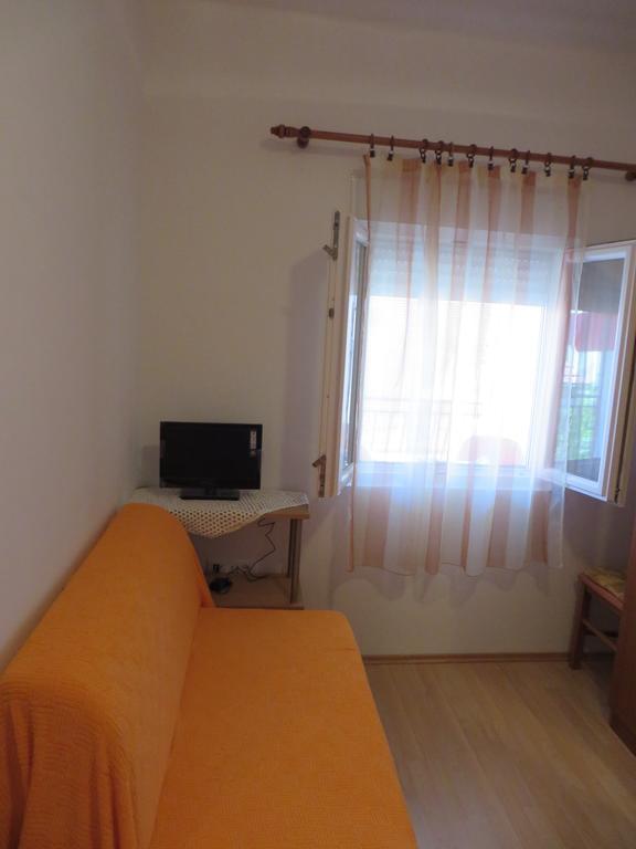 Apartment Cvita Biograd Na Moru Kamer foto