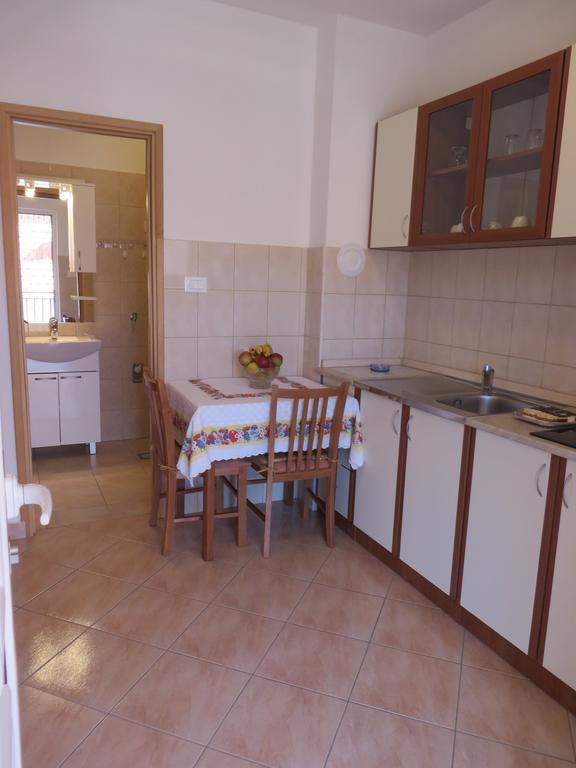Apartment Cvita Biograd Na Moru Kamer foto