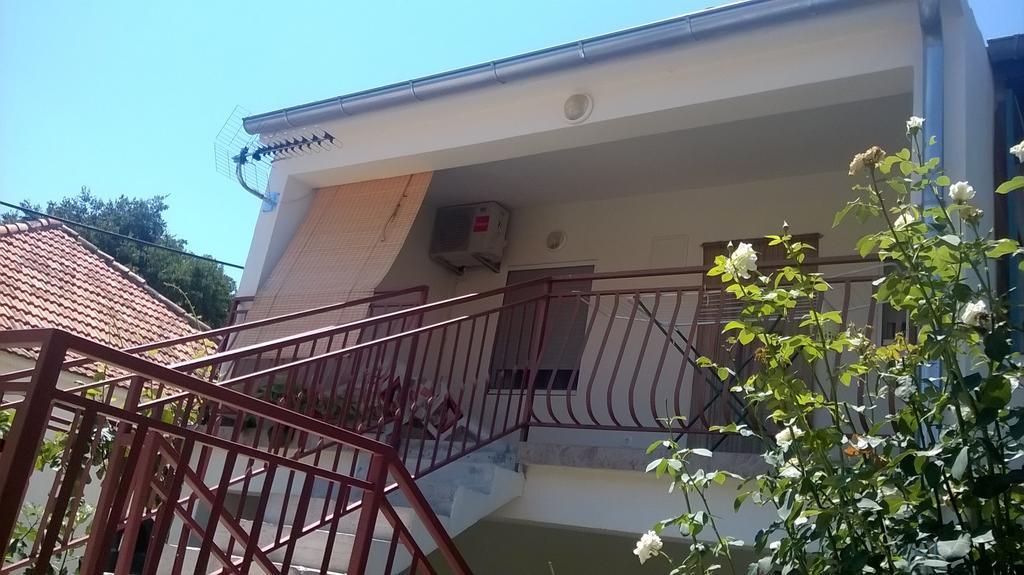 Apartment Cvita Biograd Na Moru Kamer foto